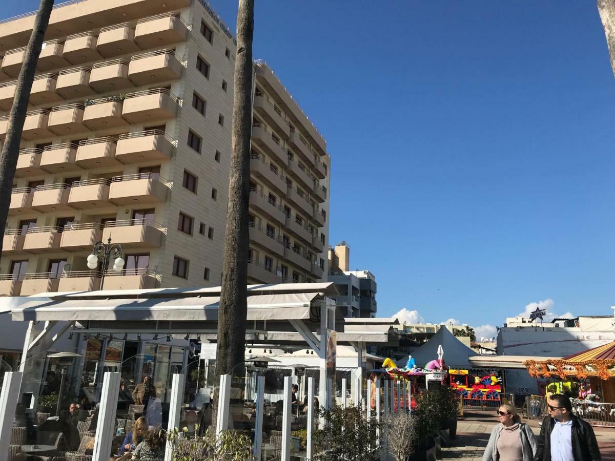 Sea View Central Apt Ithaki Larnaca Buitenkant foto