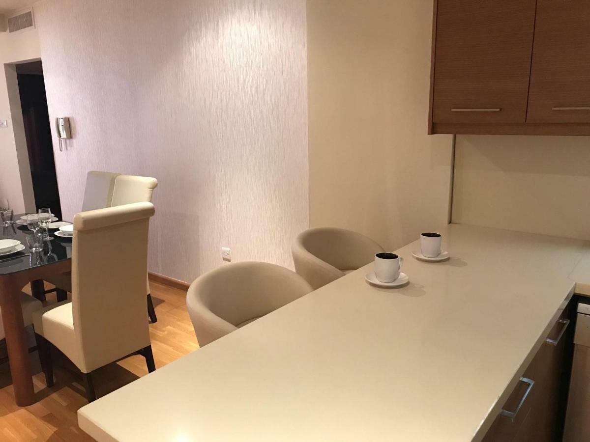 Sea View Central Apt Ithaki Larnaca Buitenkant foto